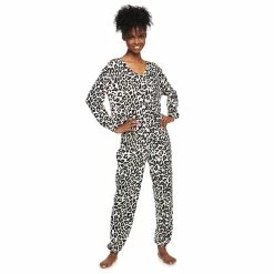 Juniors' SO® Boxy Long Sleeve Pajama Top & Pajama Pants Set -Teens shop 5044482 Leopard Animal