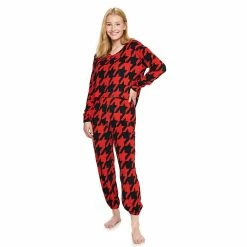 Juniors' SO® Boxy Long Sleeve Pajama Top & Pajama Pants Set -Teens shop 5044482 Red Houndstooth