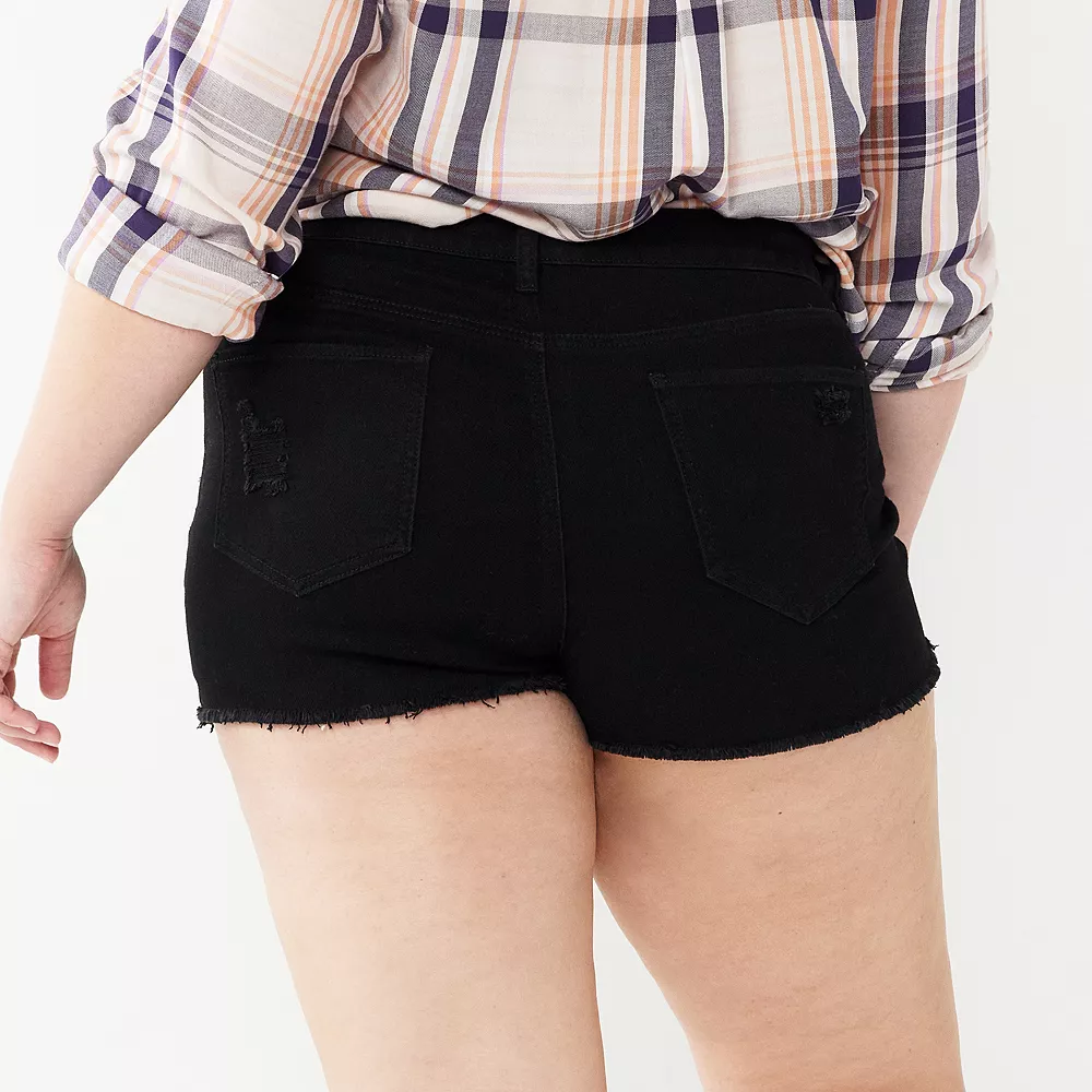 Juniors' Plus Size SO® High-Rise Shortie Shorts 6 Juniors' Plus Size SO® High-Rise Shortie Shorts - Image 4