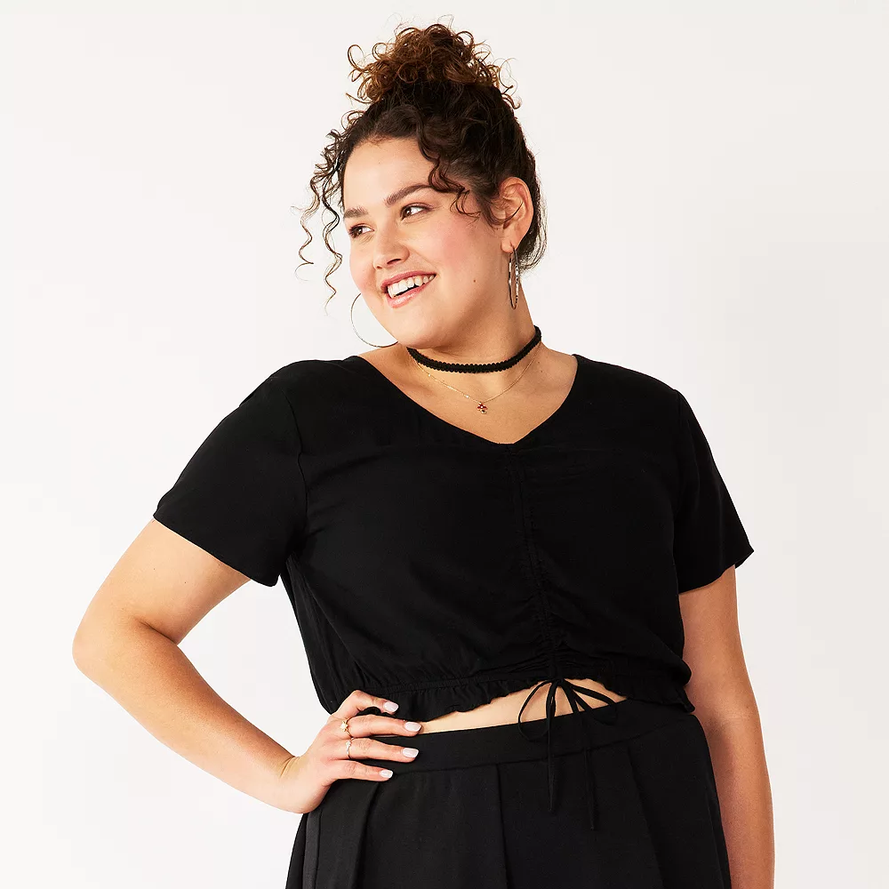 Juniors' Plus Size SO® Short Sleeve Cinched Front Top 3 Juniors' Plus Size SO® Short Sleeve Cinched Front Top