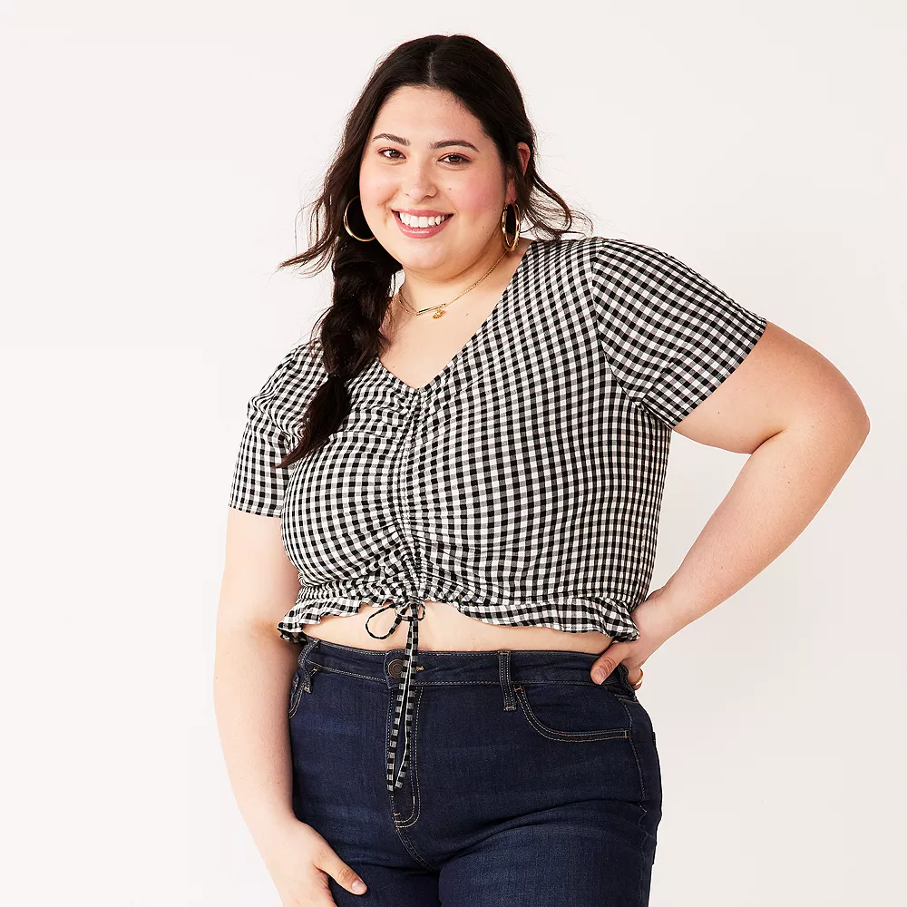 Juniors' Plus Size SO® Short Sleeve Cinched Front Top 5 Juniors' Plus Size SO® Short Sleeve Cinched Front Top - Image 3