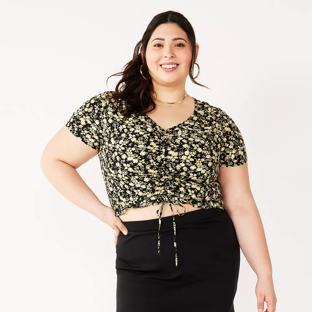 Juniors' Plus Size SO® Short Sleeve Cinched Front Top 10 Juniors' Plus Size SO® Short Sleeve Cinched Front Top - Image 8