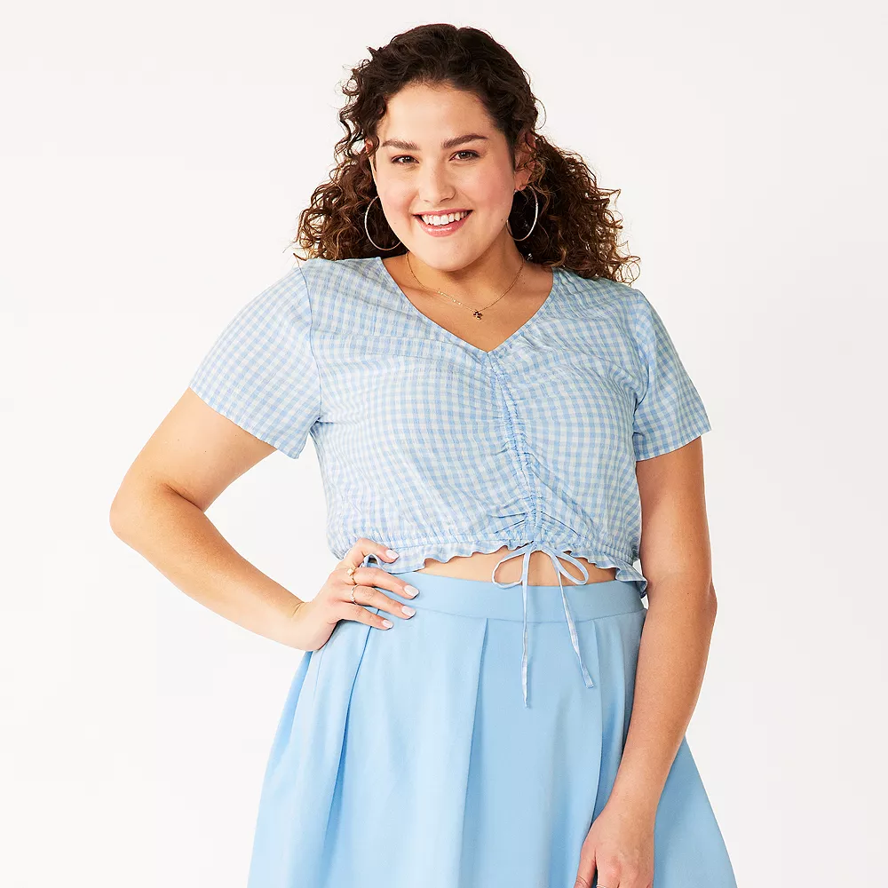 Juniors' Plus Size SO® Short Sleeve Cinched Front Top 4 Juniors' Plus Size SO® Short Sleeve Cinched Front Top - Image 2