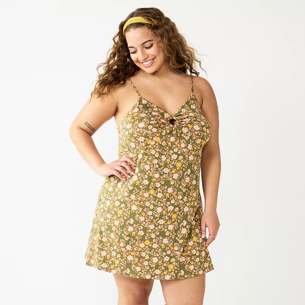 Juniors' Plus Size SO® O-Ring Fit & Flare Mini Dress 3 Juniors' Plus Size SO® O-Ring Fit & Flare Mini Dress