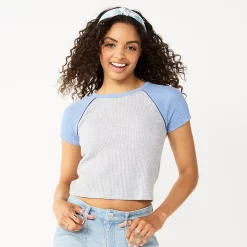 Juniors' SO® Cropped Raglan Tee