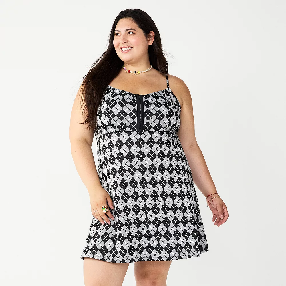 Juniors' Plus Size SO® Print Fit & Flare Mini Dress 5 Juniors' Plus Size SO® Print Fit & Flare Mini Dress - Image 3